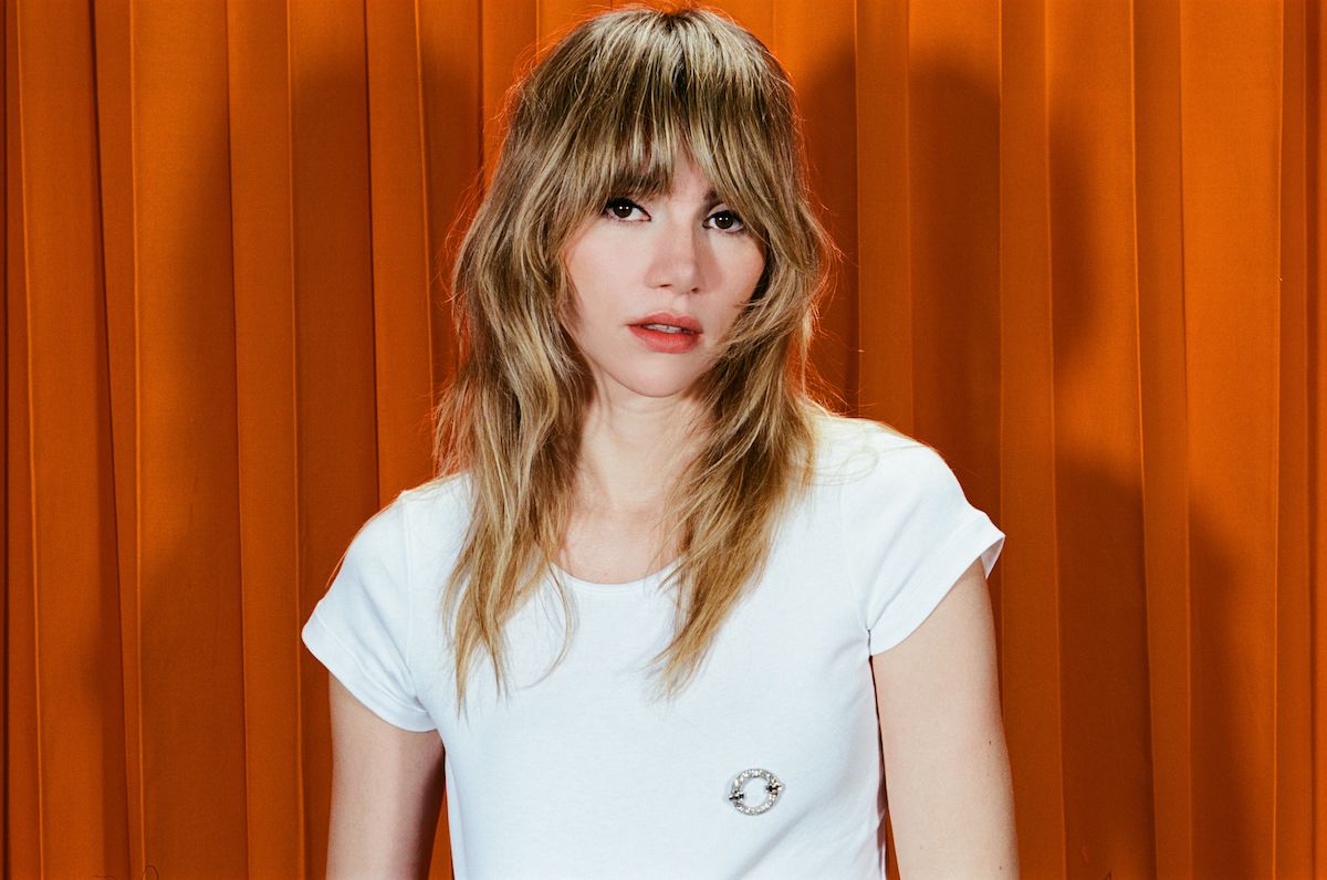 Suki Waterhouse