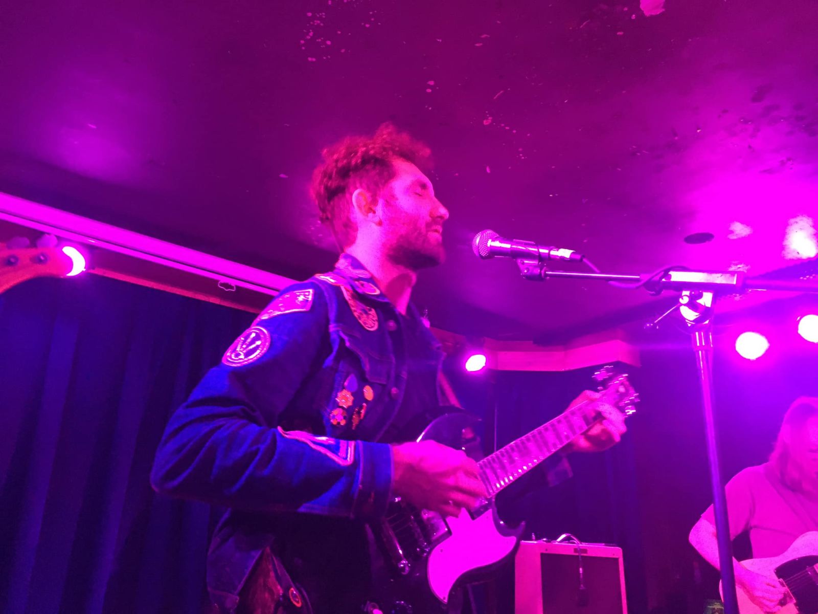 shared-walls-austin-shows-on-do512