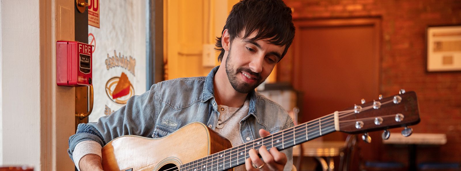 Mo Pitney