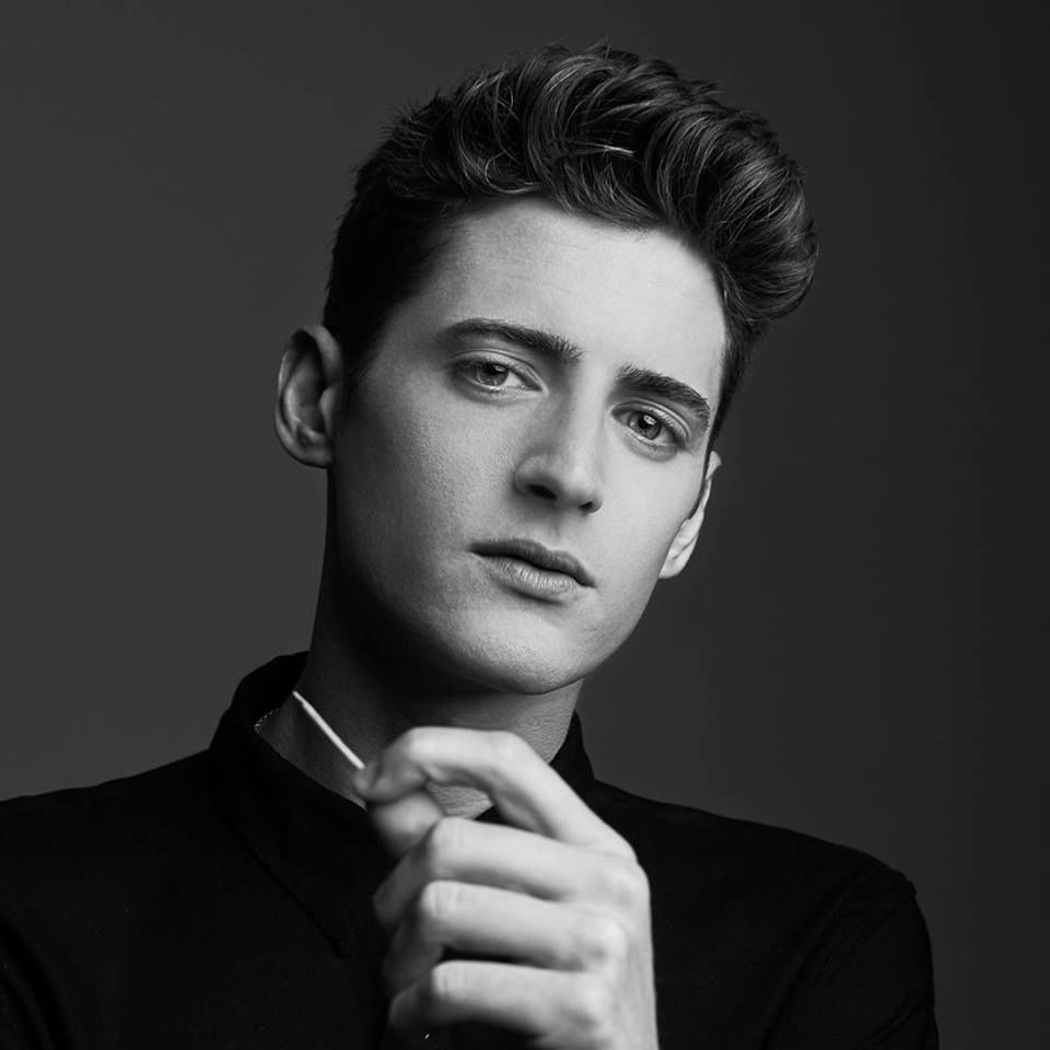 Anthony Russo Chicago Shows on Do312