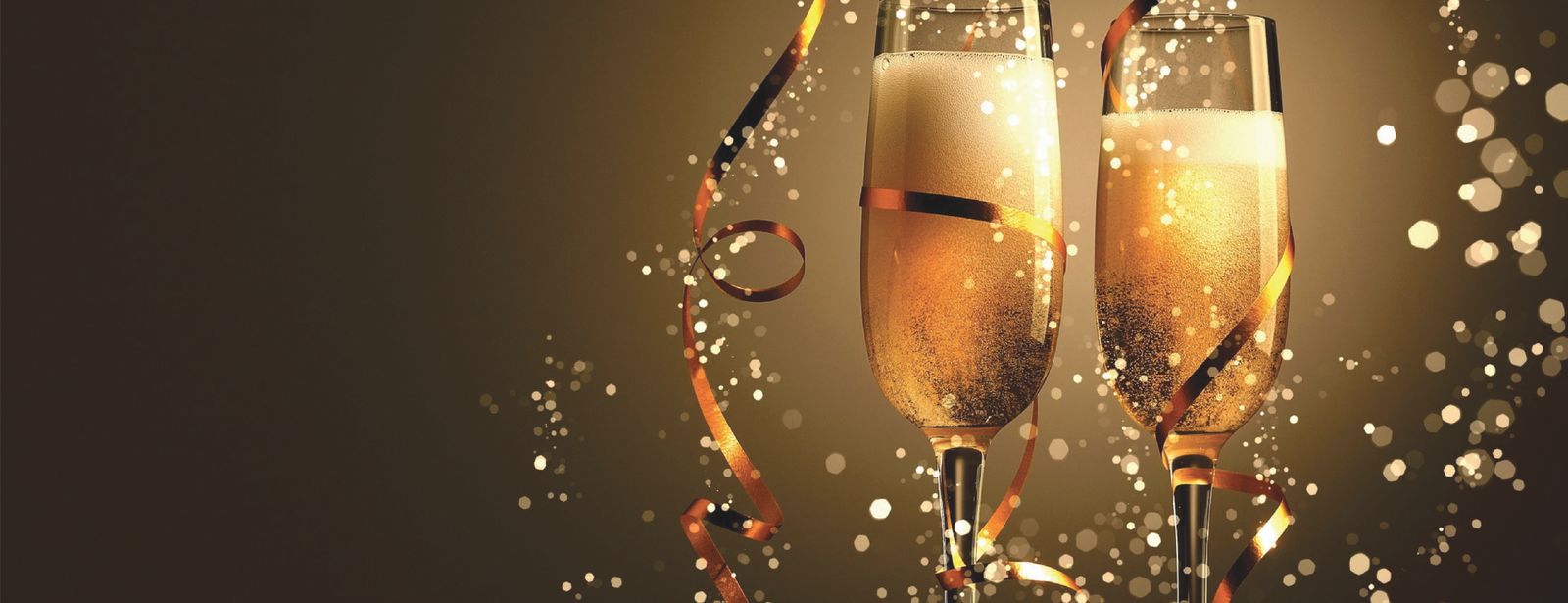 Bar Louie New Year&#039;s Eve 2018 in Chicago at Bar Louie River North