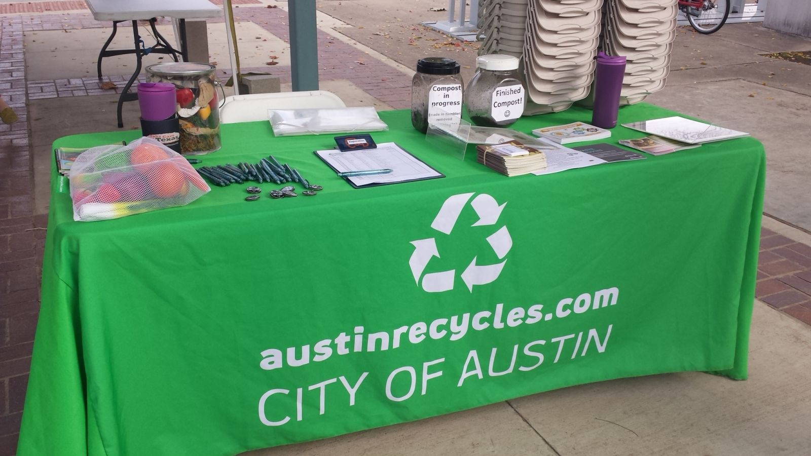 Free Composting Class in Austin at HOPE Farmers Market