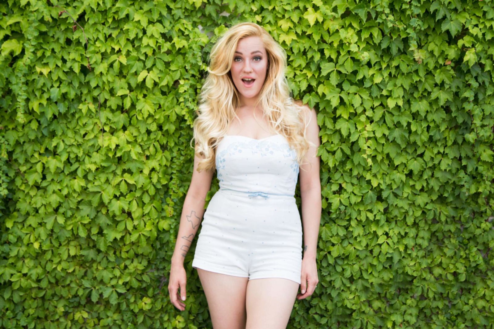 Abigail Flowers in Nashville at Two Old Hippies (CLOSED)