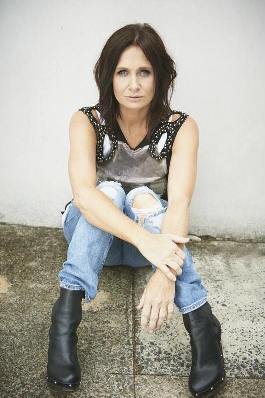 Kasey Chambers in Dallas at The Kessler Theater