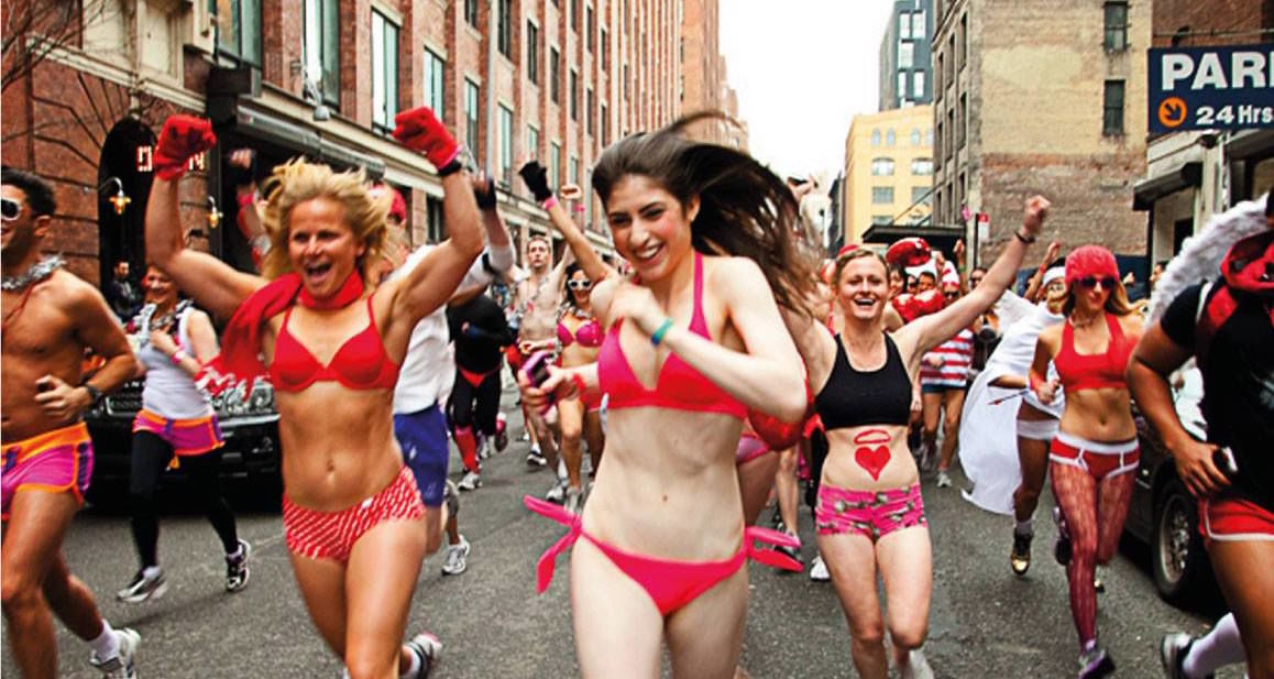 Cupid's Undie Run in Chicago at John Barleycorn Wrigleyville