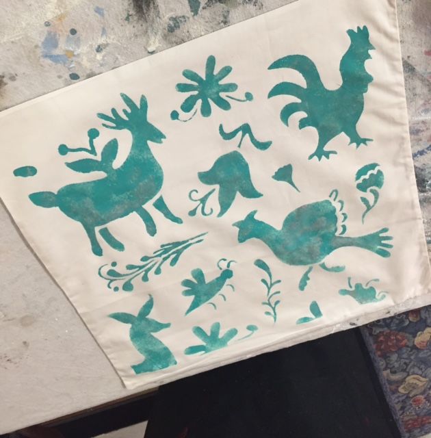 Stencil on Fabric (With Chalk Paint®) in Austin at Silk and Sage