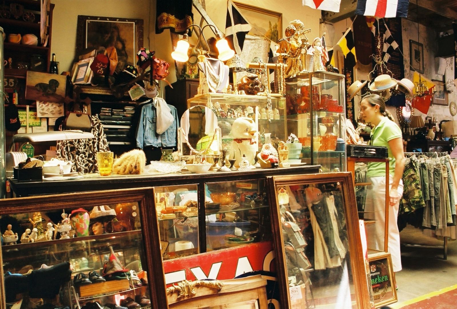 Indie Arts & Vintage Marketplace in Noblesville at Hamilton