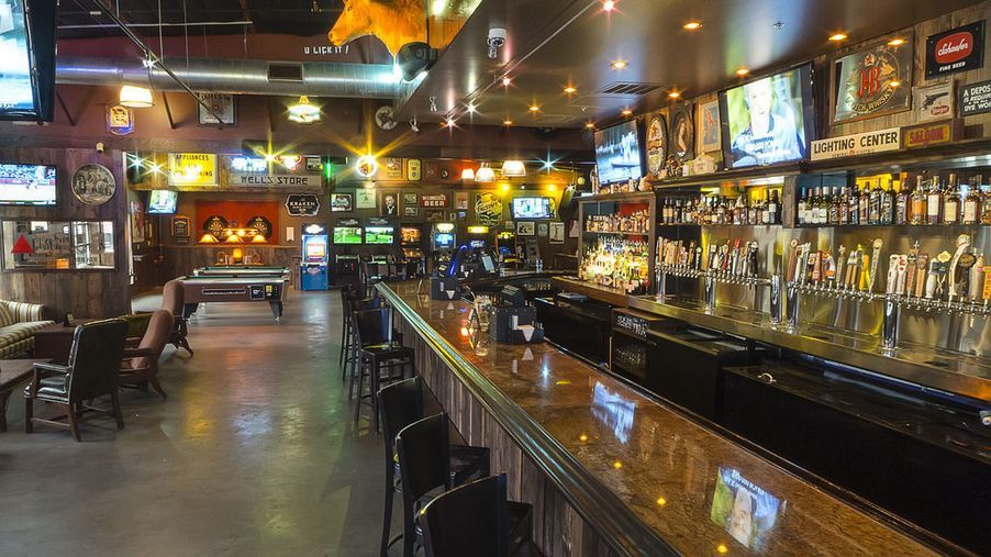 Draft Mania 1 off Draft Beers in Austin at Little Woodrow's