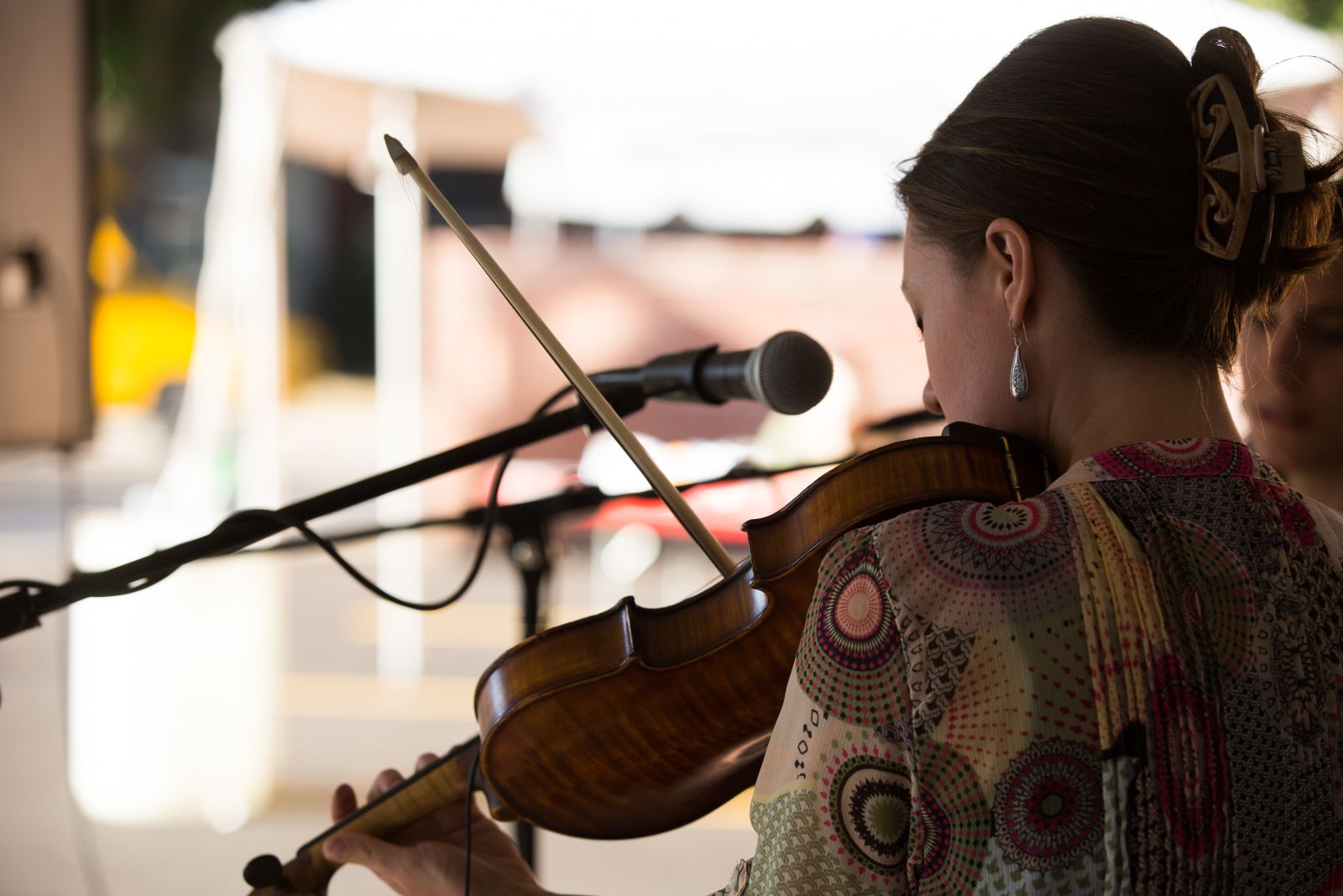 Ravenswood Art Walk in Chicago at Ravenswood Corridor