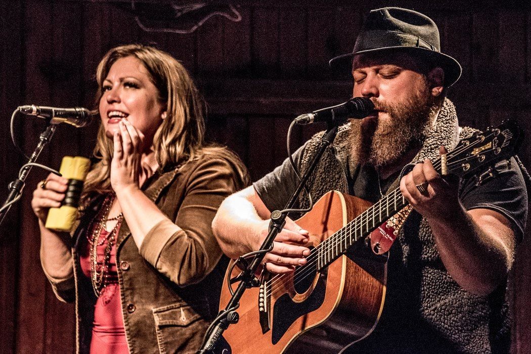 live-music-friday-night-happy-hour-with-justif-in-austin-at-suds