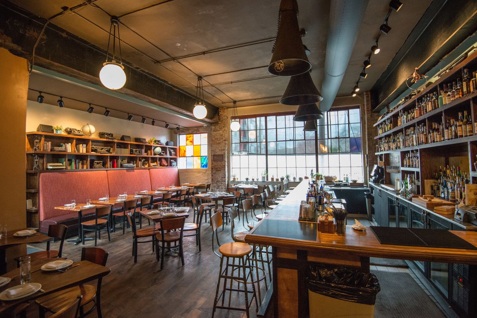 Indy Food Tours Fletcher Place (Chilly Water Brewing,