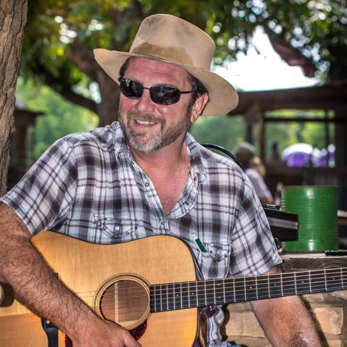 Tuesday Evening Picker Circle w/ Dan West Unplugged Acoustic Jam