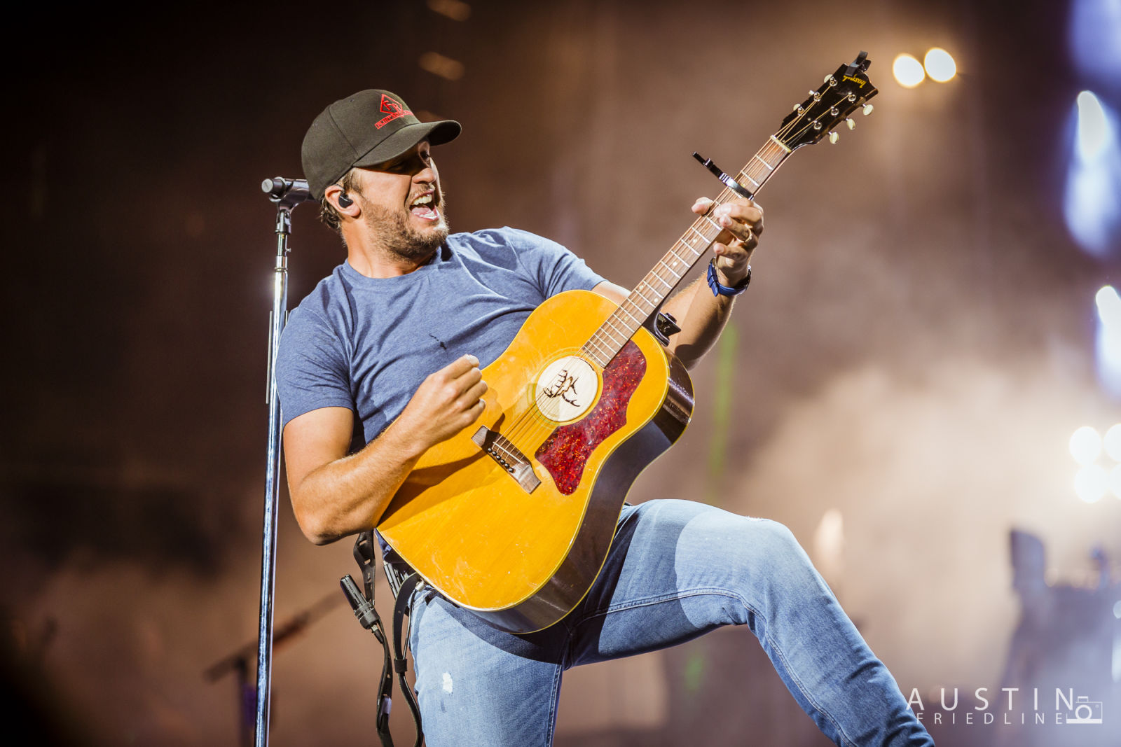 Luke Bryan w/ Jon Pardi + Wallen in Noblesville at Ruoff