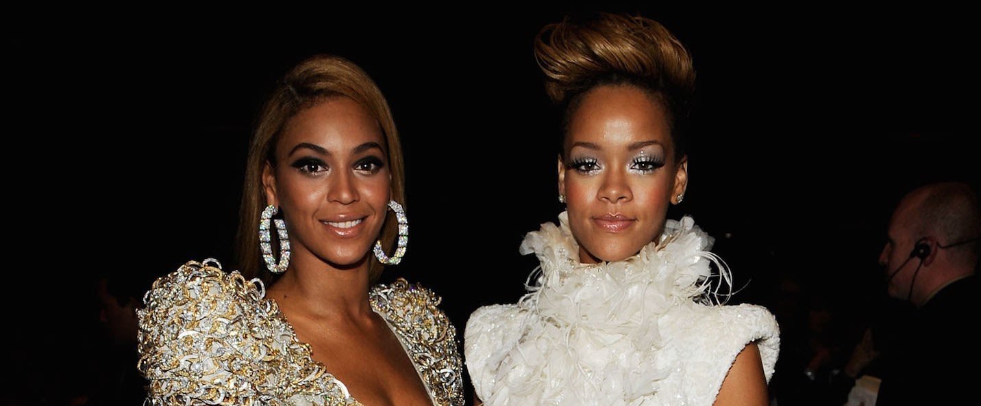 Beyonce v Rihanna in Austin at Cheer Up Charlies