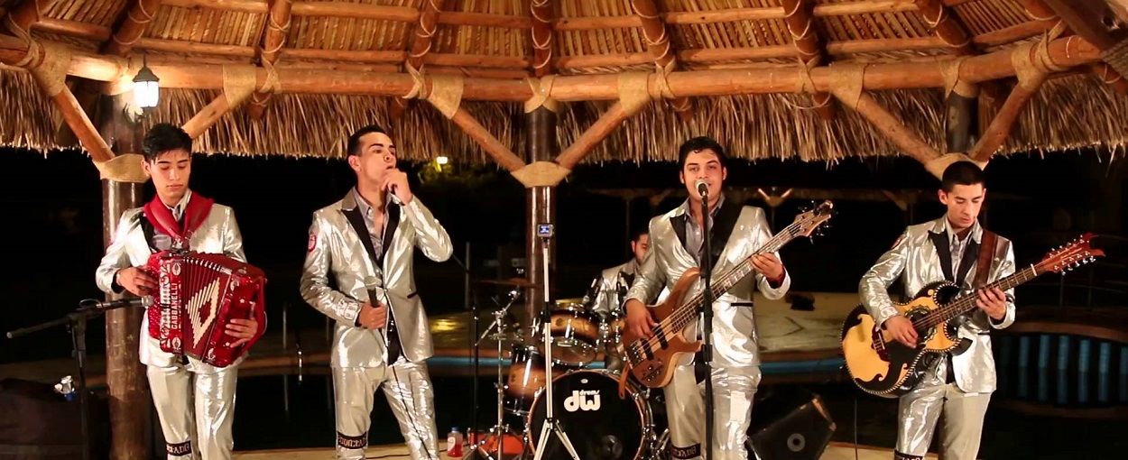 Crecer German Grupo Codiciado En Tijuana En Palenque Del Parque