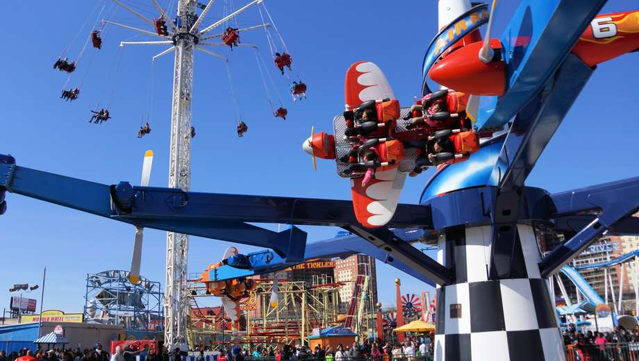 4 Hours Unlimited Rides at Coney Island's Luna Park in Brooklyn at