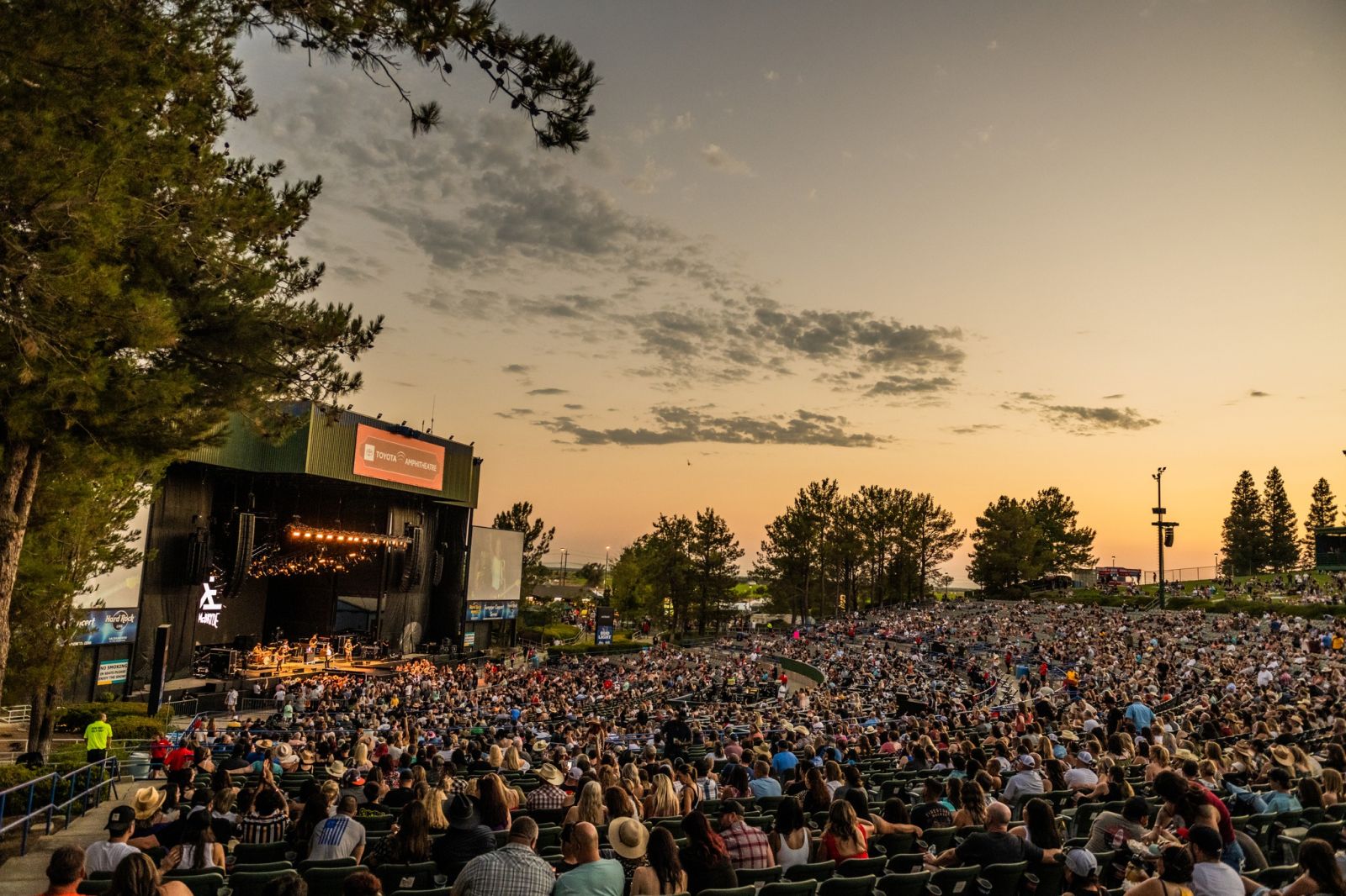 Toyota Amphitheatre, Upcoming Events in Wheatland on DoTheBay